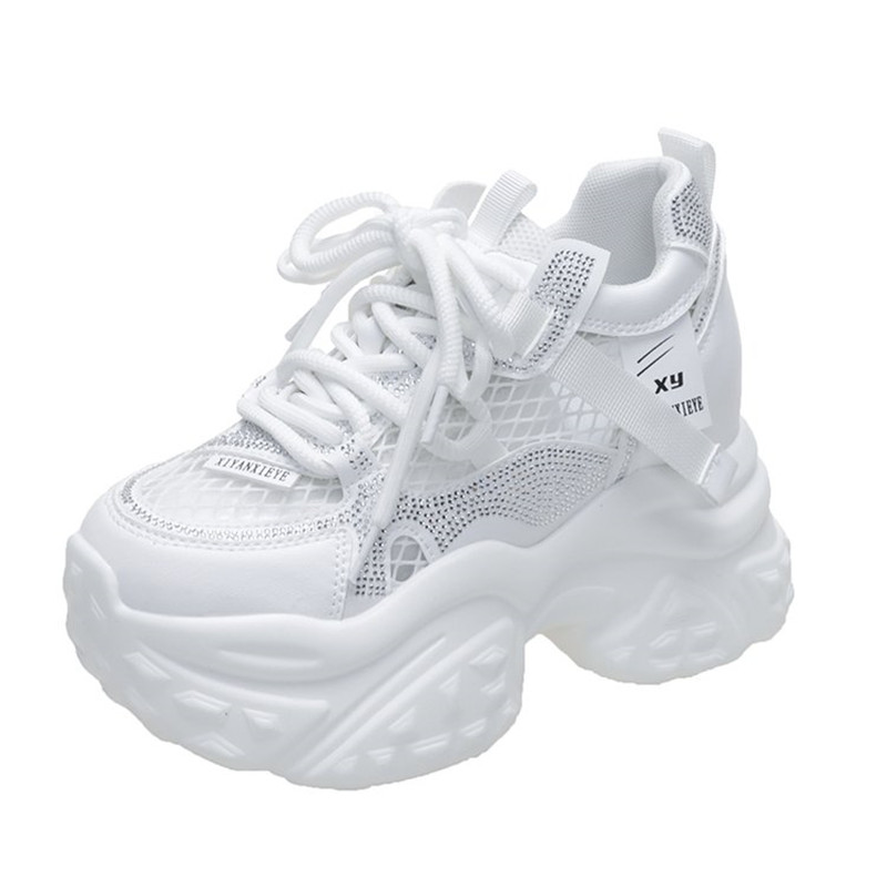 รองเท้าผ้าใบพื้นหนาแบบใหม่ แต่ - Crystal Mesh Fabric บทวิจารณ์และราคา